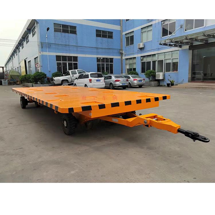 8.2T中型英亚在线平台（中国）官网全挂车