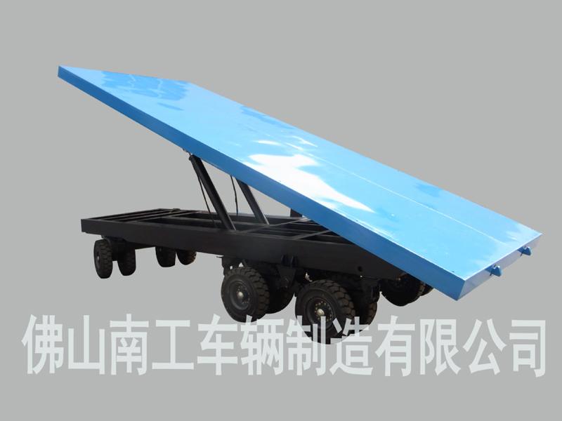 25吨重型自卸英亚在线平台（中国）官网 自卸工具拖车