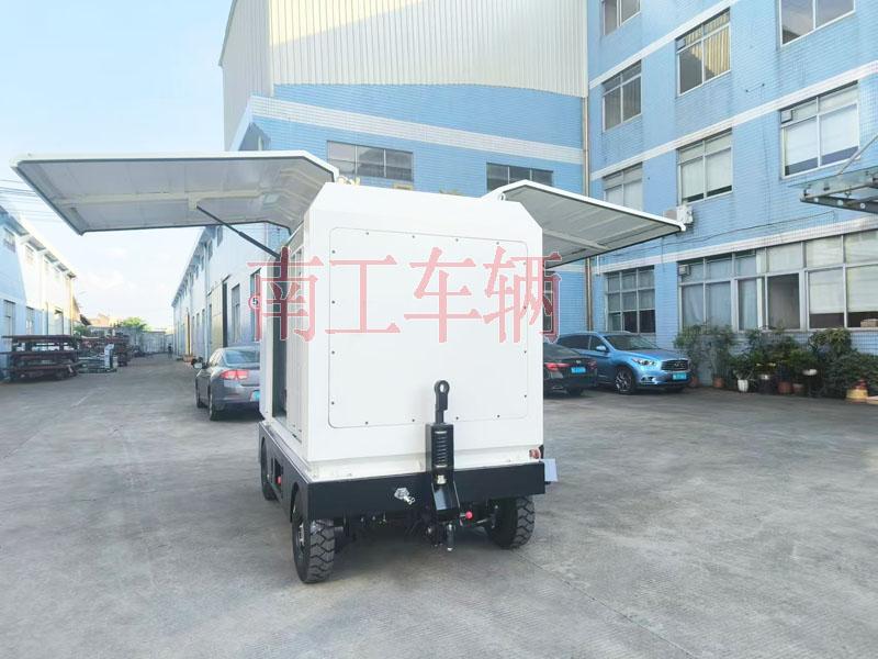 2吨电动英亚在线平台（中国）官网 飞翼箱式电动工具拖车