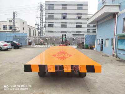 30吨重型英亚在线平台（中国）官网带四个转盘2I.jpg