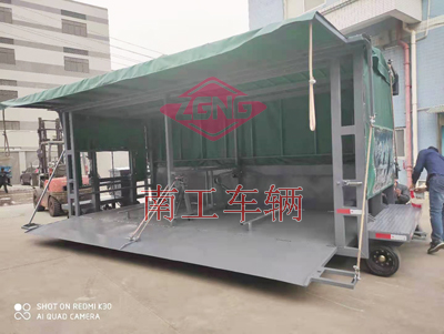 升降雨篷英亚在线平台（中国）官网3I.jpg