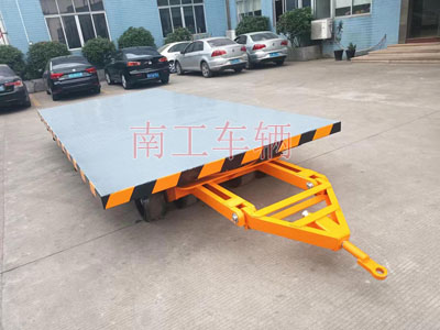 10吨中型牵引英亚在线平台（中国）官网3I.jpg