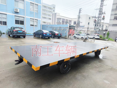 6吨牵引英亚在线平台（中国）官网 工业全挂拖车3I.jpg