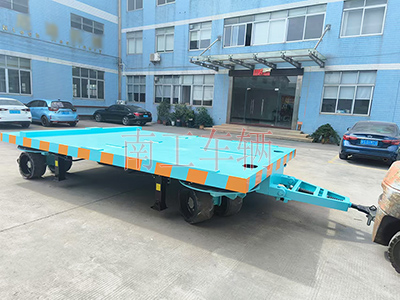 18吨重型英亚在线平台（中国）官网 四个转盘工具拖车I.jpg