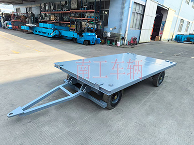 3吨小型牵引英亚在线平台（中国）官网 全挂车4I.jpg